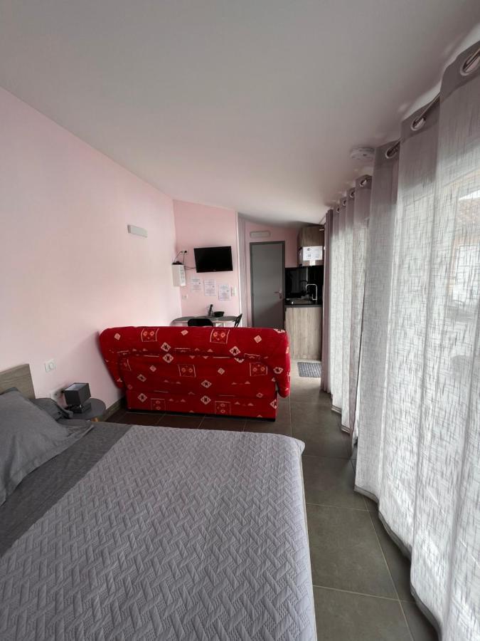 B&B Chambres d'Hôtes Chez Florence Montmerle-sur-Saone Exterior foto